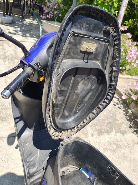 Scuter Boston eight 49cc 4t albastru