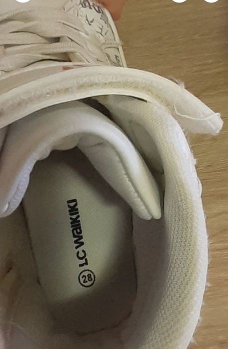 Високи кецки LC waikiki, гуменки Мат Стар 28 номер