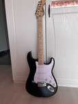 Set chitara electrica Fender Squier Sonic stratocaster