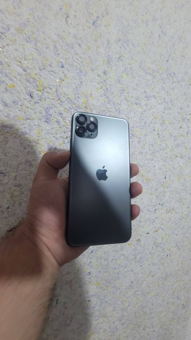 Iphone 11 pro max ideal holatda