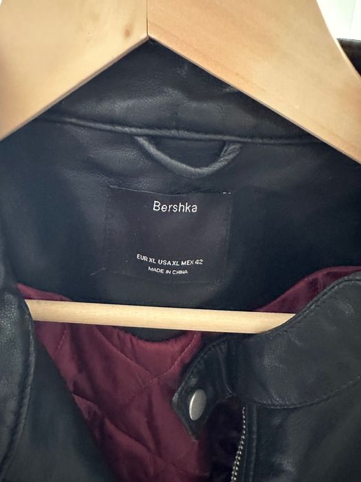 Кожено яке Bershka