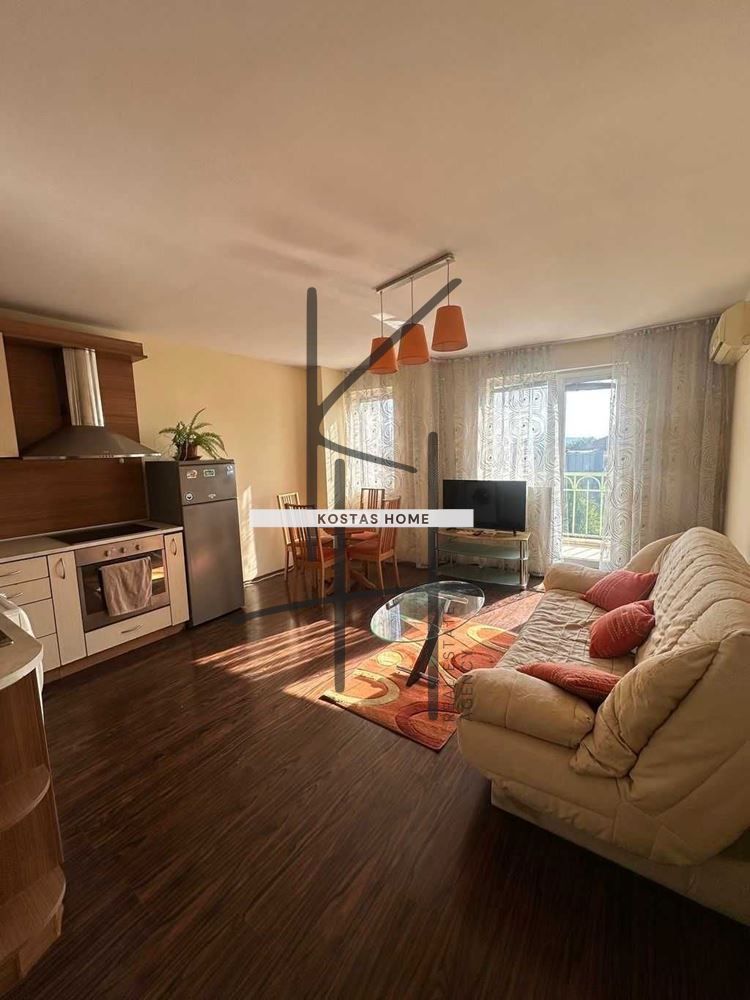 Продава се Тристаен апартамент в Варна, Център - 86 кв.м за 2035 €/кв.м - Снимка #4