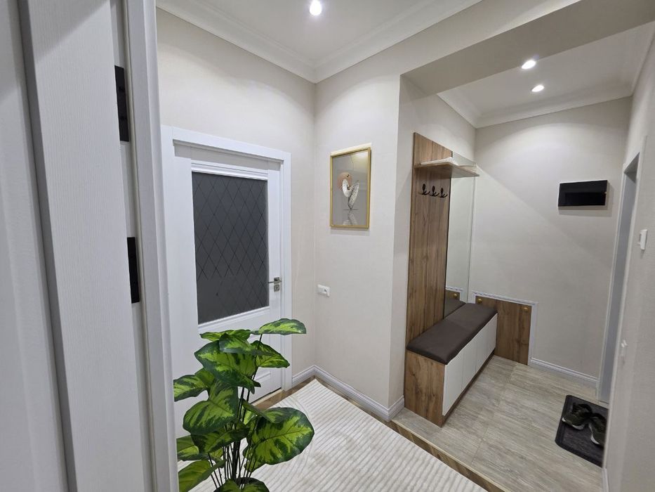 Продам чиланзар 10.  Новостройка. Двух комнатная