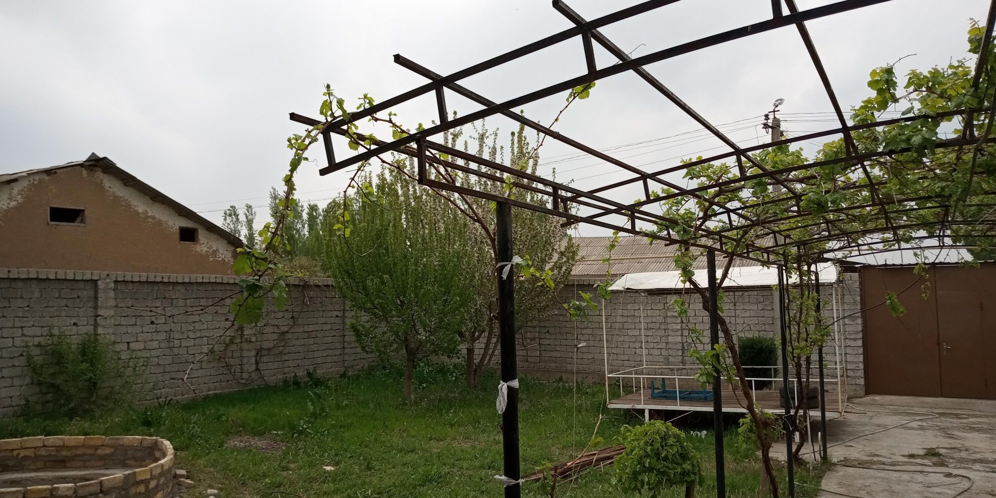 Продам свой дом в политотделе Сотка стоит 10 тысячи