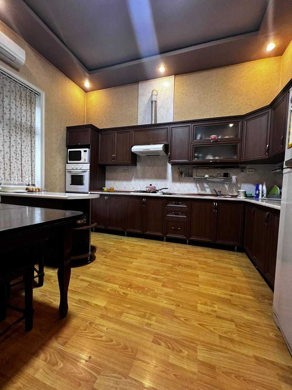 ДОМБРАБАД | 3,7 сотих | 90° текис | фасад 14 метр