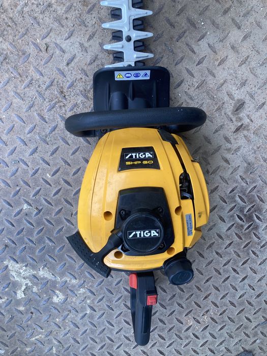 Foarfec Trimmer Gard Viu Tiga SHP 60 Italia cu lama de 60