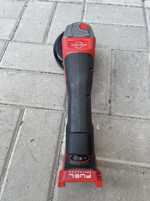 Polizor unghiular flex milwaukee m18 brushless cu variator de turatie