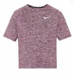 Нова тениска Nike Dri-FIT