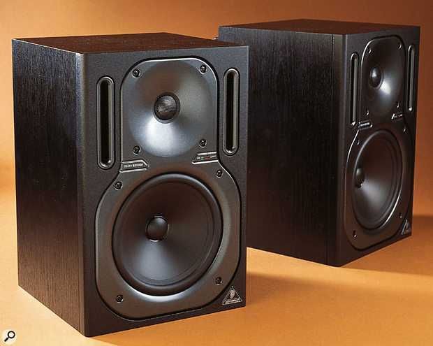 Boxe active Behringer 2030TRUTH profesionale studio absolut noi