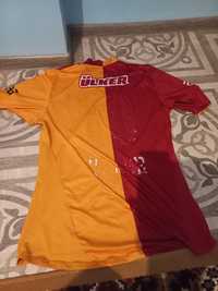 Оригинална тениска на Galatasaray сезон 2013 2014