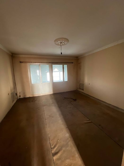 Чорсу Versal kvartira sotiladi