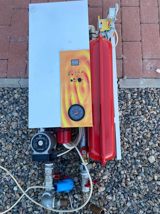 Vând centrala electrica