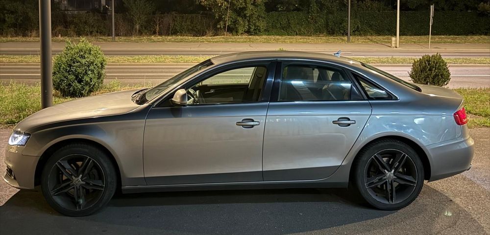 Audi A4 B8 2009 2.0 TDI