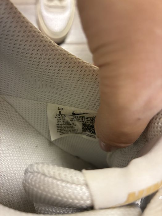 Nike trainers размер 39