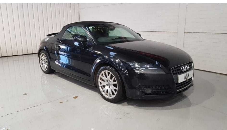 Centuri siguranta dezmembrez Audi TT 8J Cabrio piese cadru motor paras