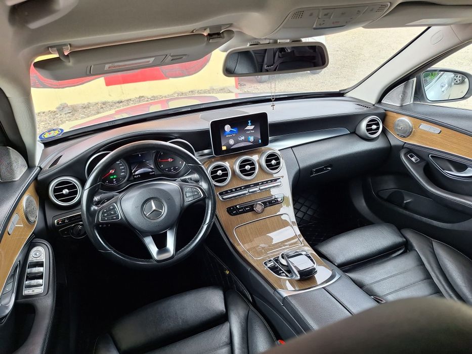 Mercedes-Benz > W205 > C Class > AvanGarde >