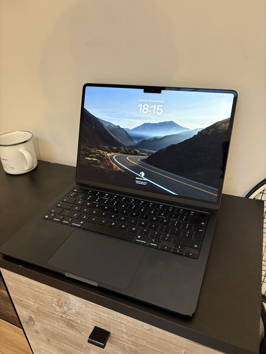 Macbook Air 13 inch M2
