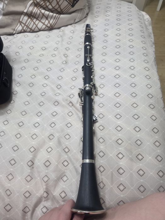 Clarinet prețul este negociabil
