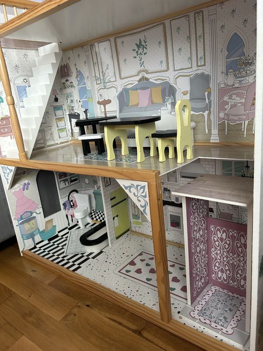 Casuta pentru papusi