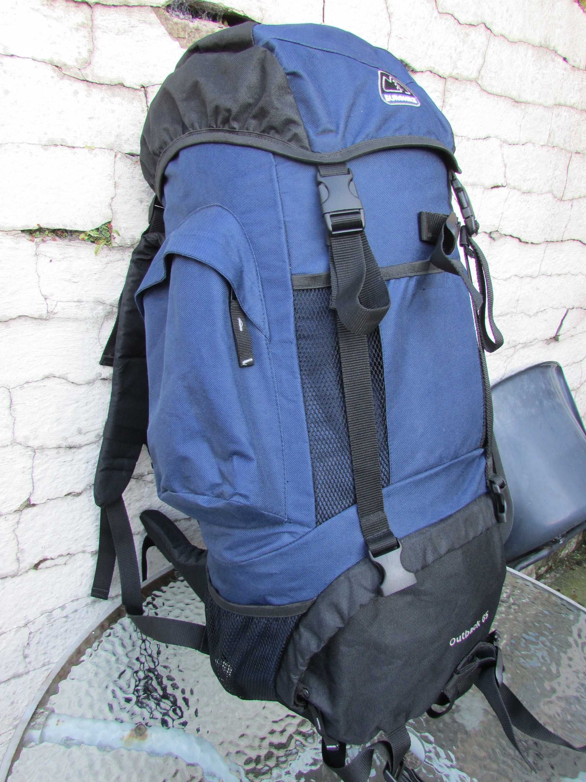 Туристическа раница Eurohike Outback 65L