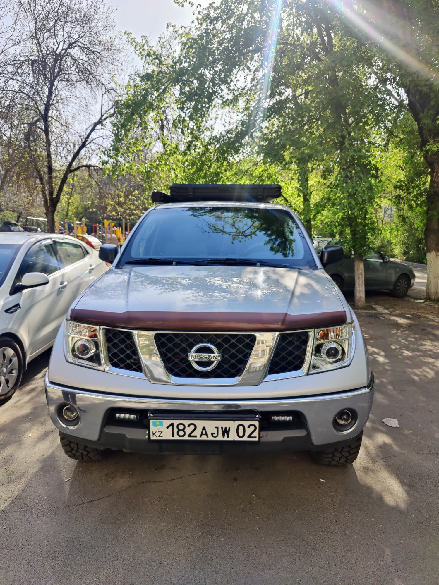 Продам Nissan Frontier или Navarra (бензин 4.0)