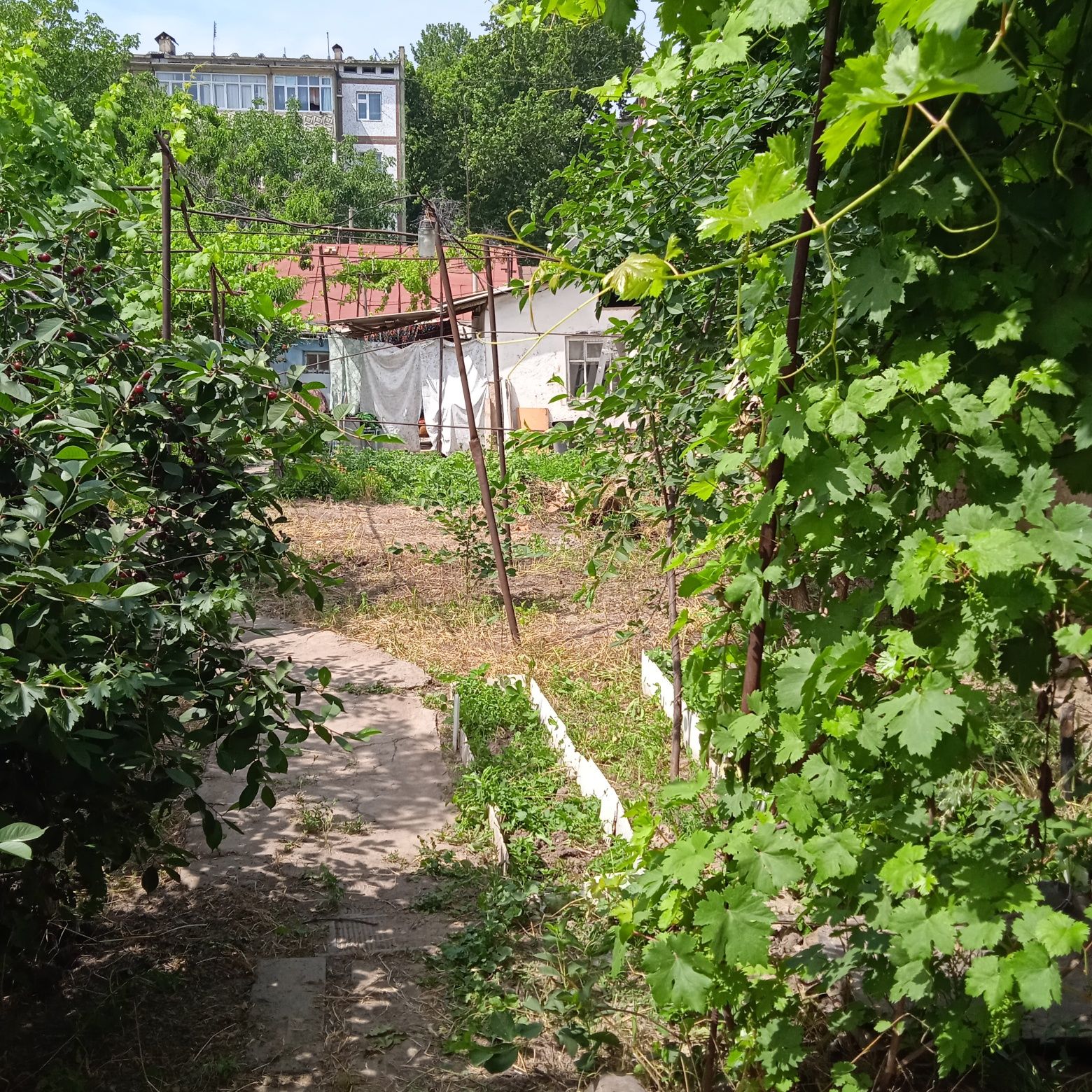 Продаётся участок 8.5 соток.
