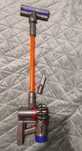 Mini aspirator fara fir Dyson
