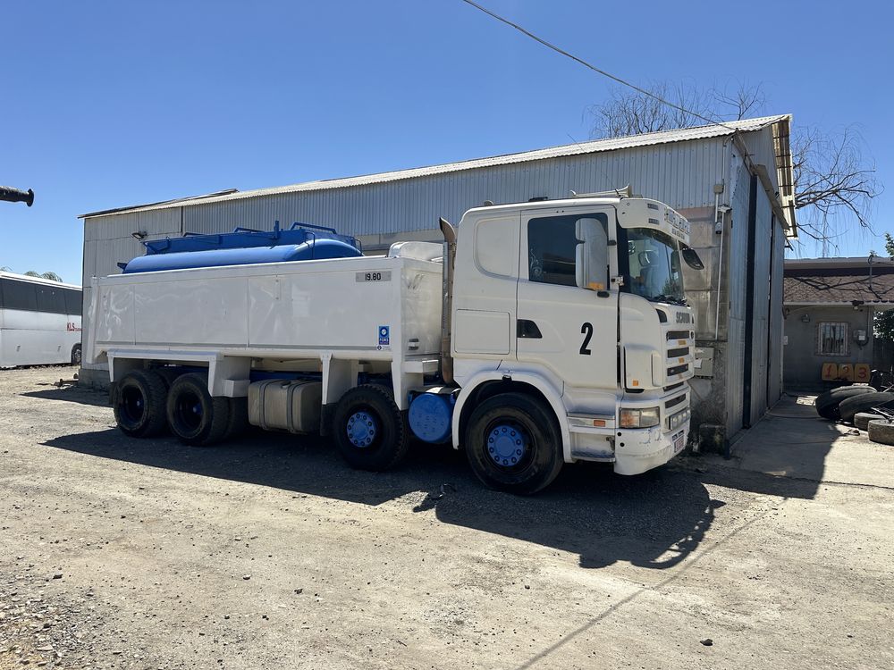 Scania euro 5 8x4 si cisterna cu bazin echipata santier !!