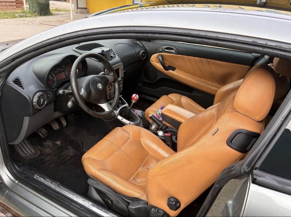 Alfa Romeo GT 1.9 JTDM