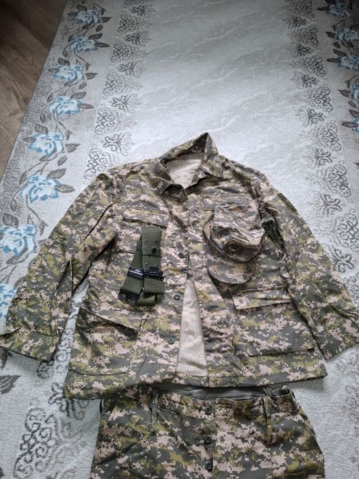 Продам полев форму