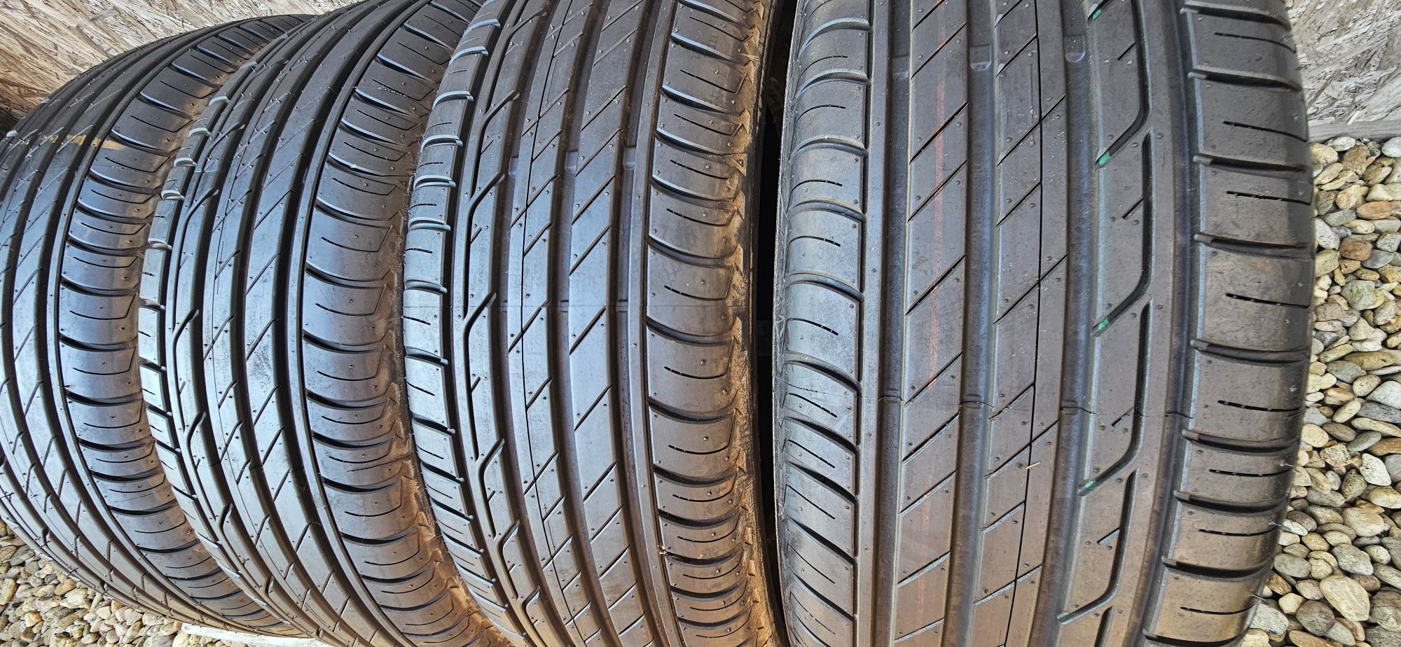 Anvelope Bridgestone Turanza T001 195/60 R16 89H