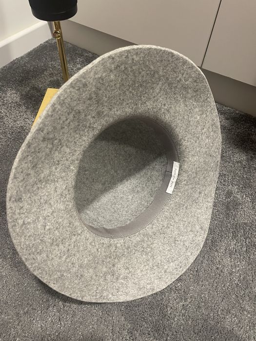 Patrizia Pepe шапка от 100% вълна