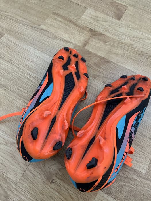 Pantofi fotbal Adidas marimea 38