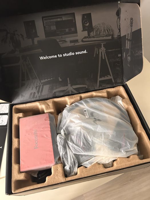 focusrite scarlett solo studio 4th gen