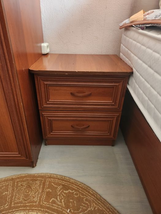 Мебель. Б.У.  спальня состояние среднее