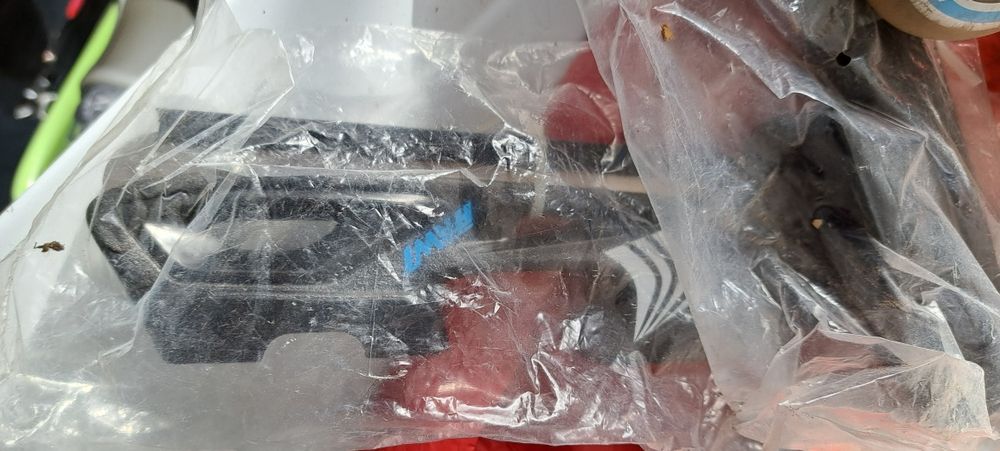 Vând patine cu rotile