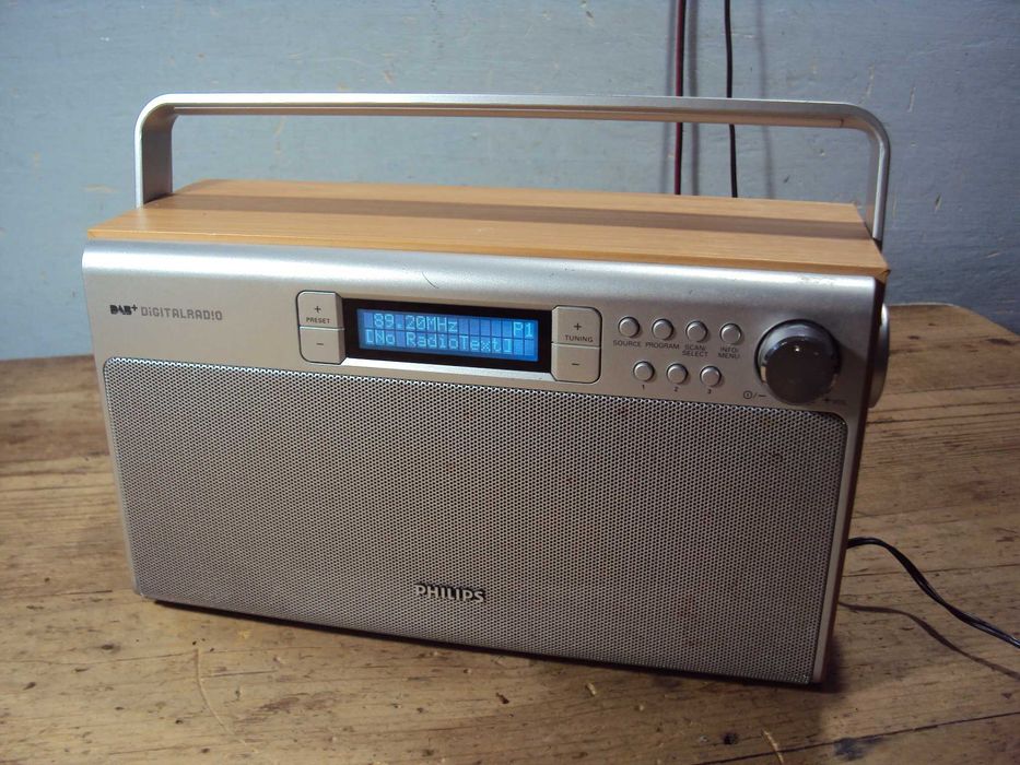 radio digital PHILIPS