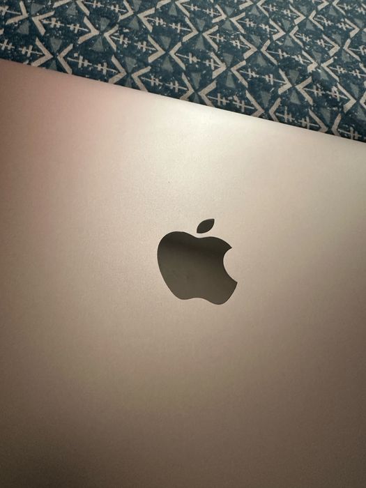 MacBook Air 13-inch True Tone M1