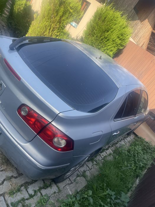 Renault Laguna 2, Initiale Paris , an 2005