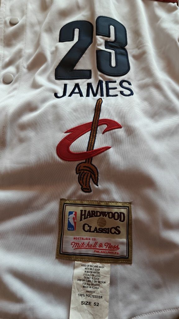 Compleu sport James 23 NBA