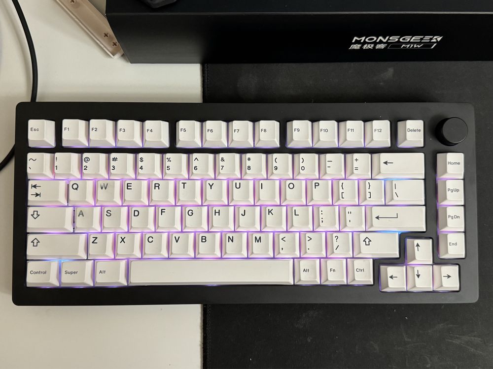 Monsgeek m1w - Kailh Ice Cream pink