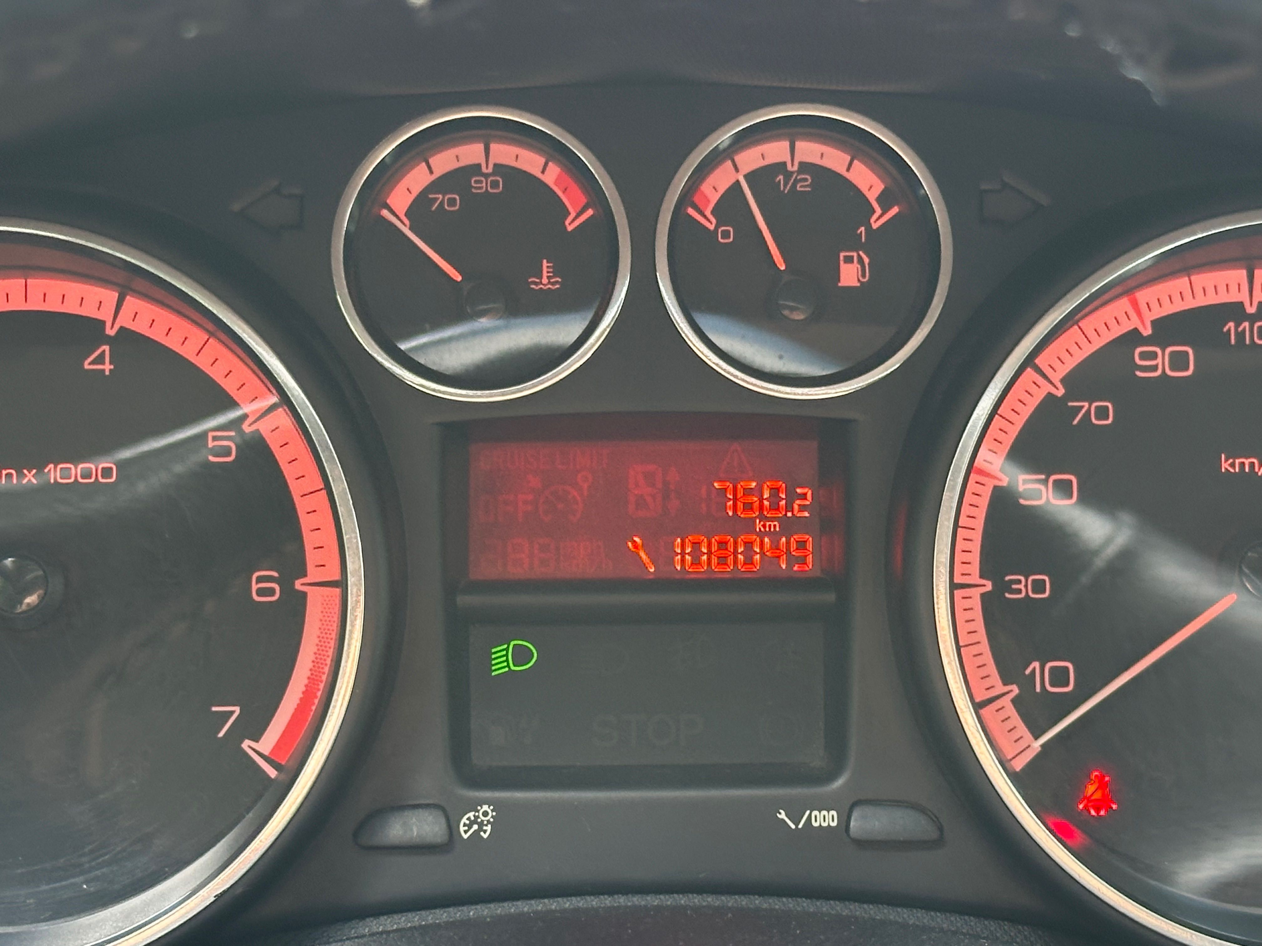 Peugeot 308 1.6 120 кс бензин