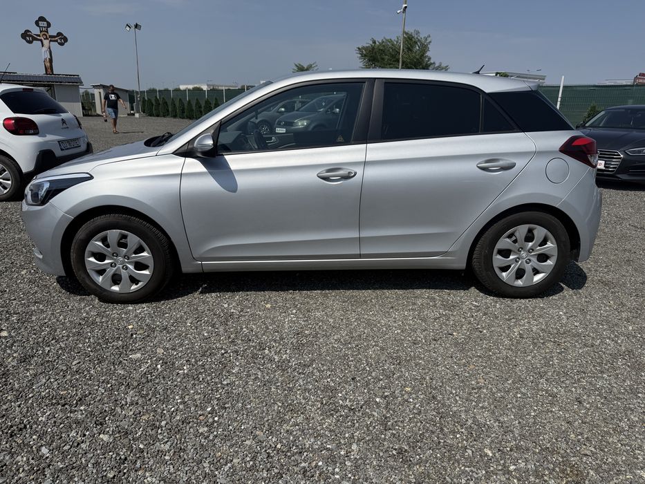 Hyundai I 20 ,1,2 benzina ,90000 km