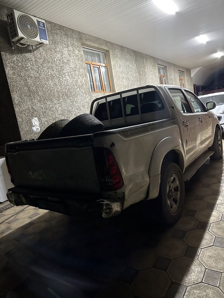 Пикап Hilux