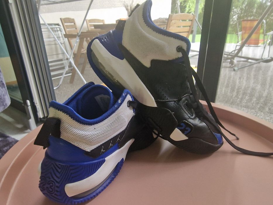 Ghete baschet Jordan Stay Loyal 2