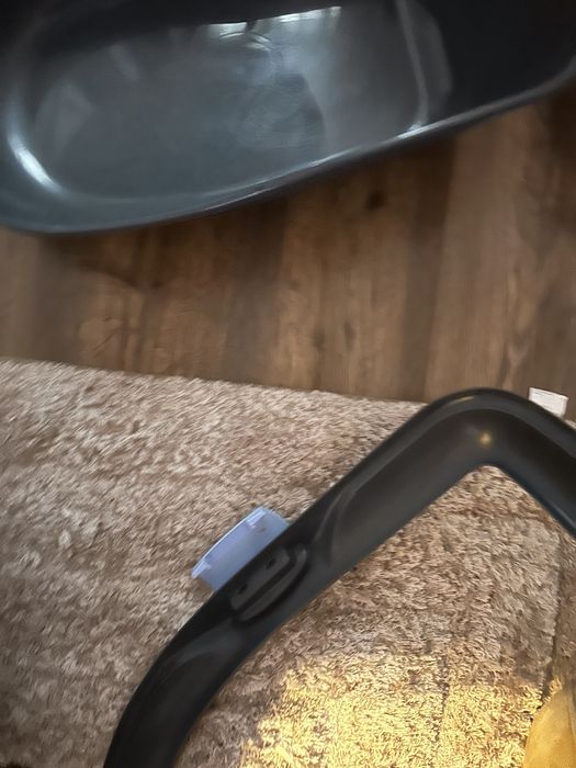 Litiera pisicii de talie mica si mare