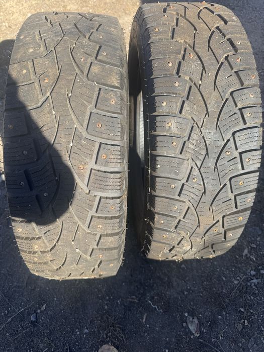 Зимняя резина 215/65 R16