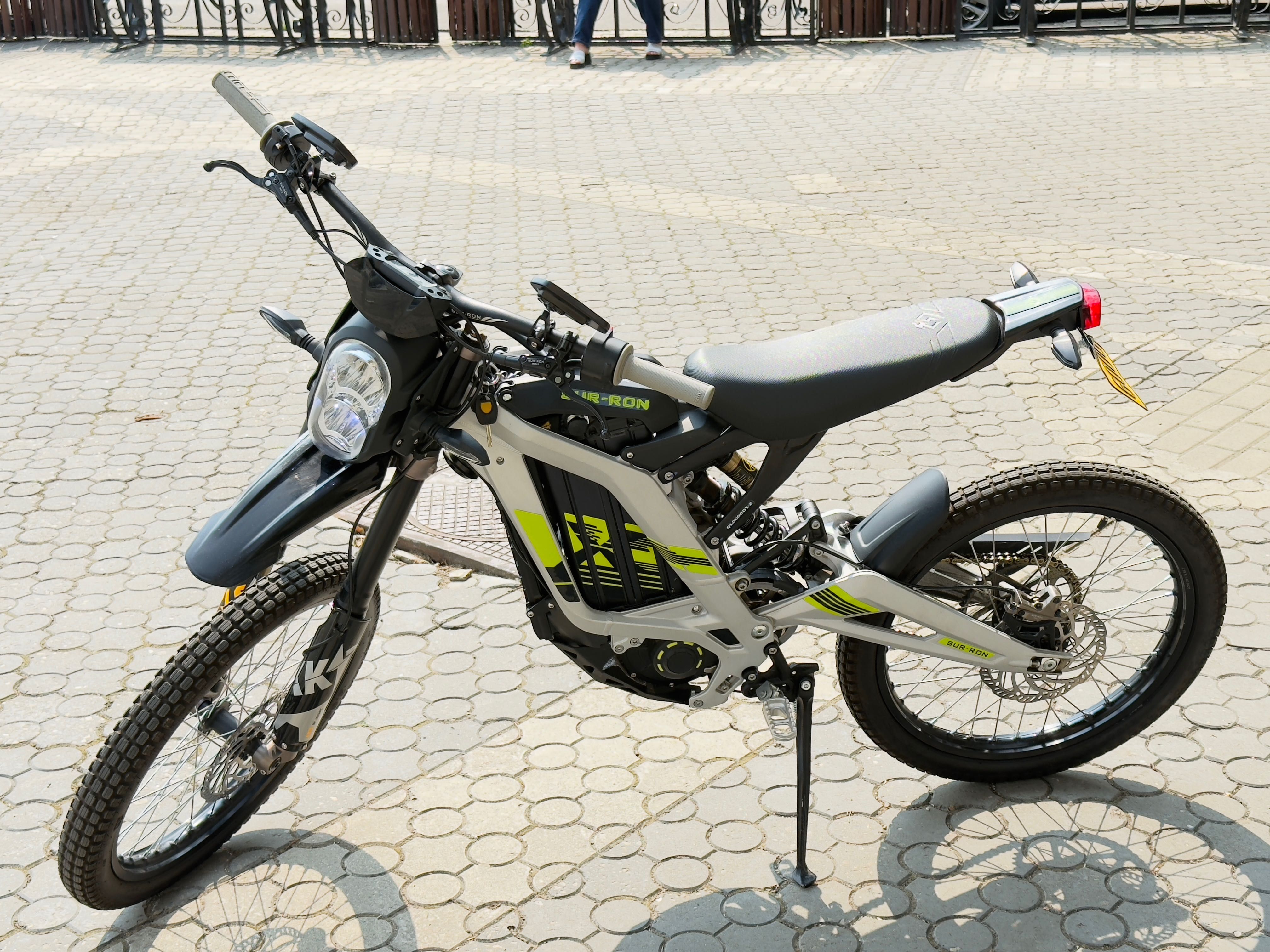 Surron Light Bee L1E X 2022