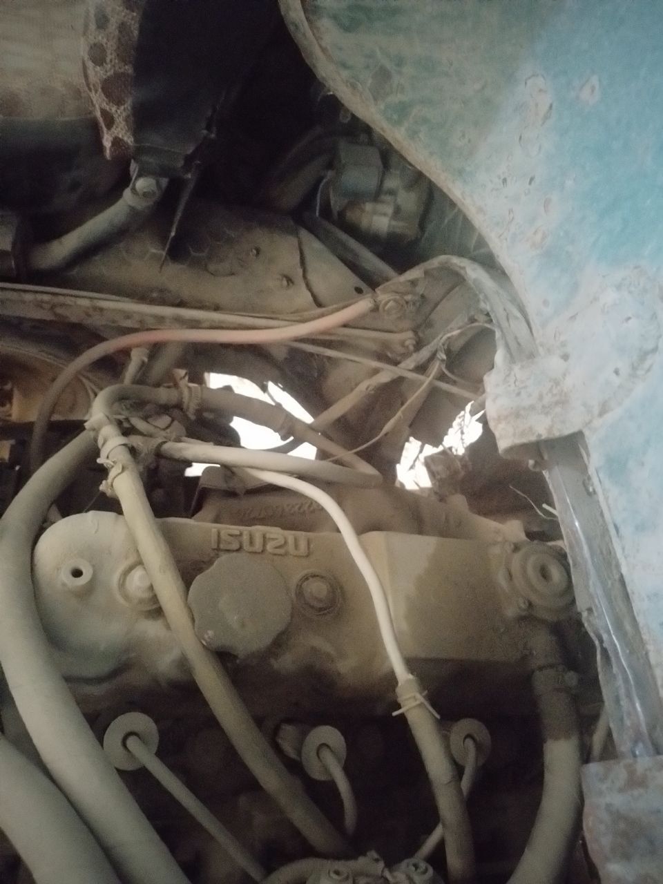 uaz avtomobili sotiladi