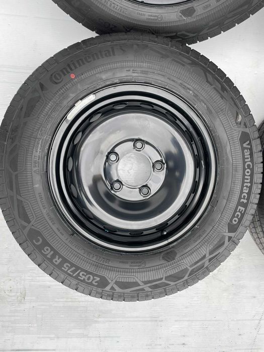Set jante cu anvelope noi vara 205 75 r16c Continental Renault Master